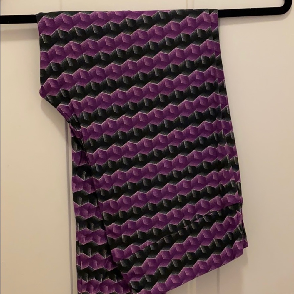 LulaRoe Tall & Curvy leggings